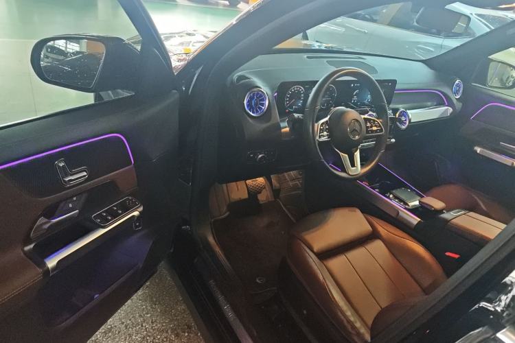 Used Mercedes-Benz GLB 2022 Updated GLB 200 Fashion Edition