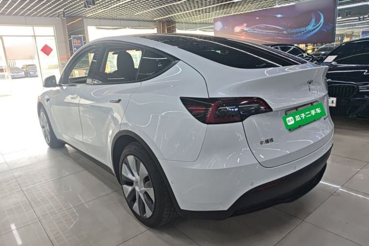 Used Tesla Model Y 2021 Standard Range Rear-Wheel Drive Version Exterior 2