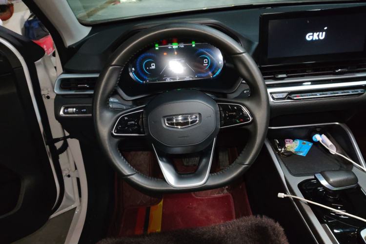 Used Geely Auto Emgrand 2024 4th Generation 1.8L DHT Pure-Ethanol Version