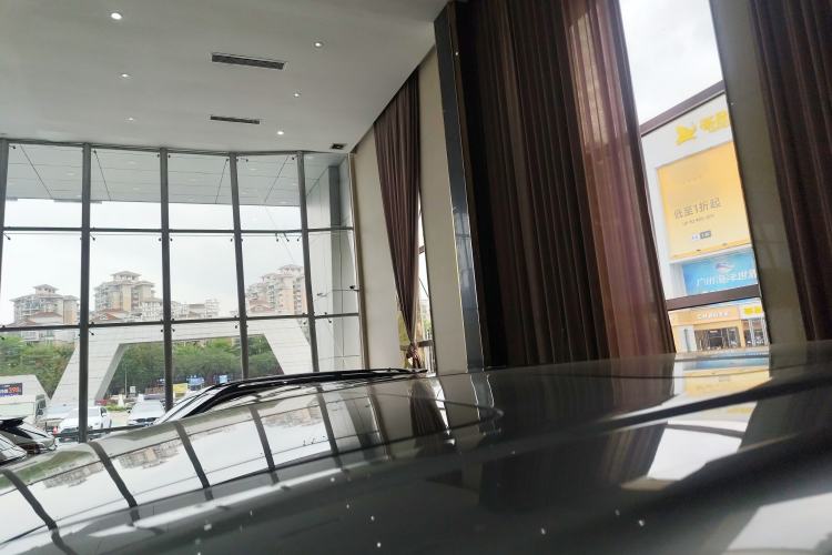 Used Denza D9 2022 DM-i 970 Four-Wheel Drive Flagship Model
