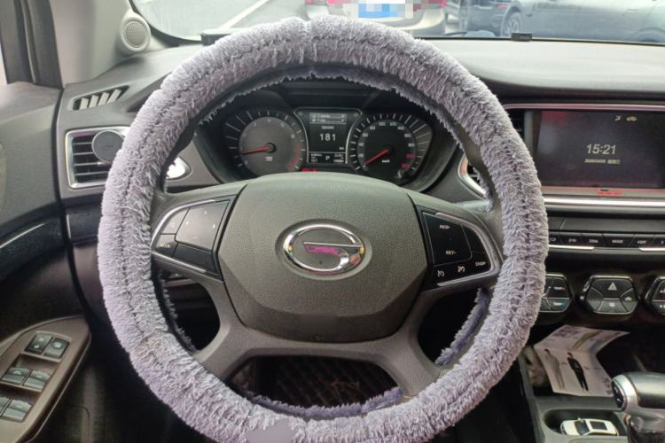 Used GAC Trumpchi GS4 2017 235T G-DCT Two-Wheel Drive Elite Edition Steering Wheel