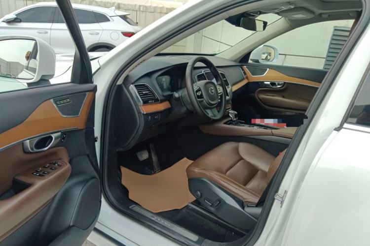 Used Volvo XC90 2020 T6 Zhiyi Luxury 7-Seater Driver Seat