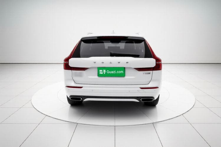 Used Volvo XC60 2019 T5 4x4 Smart & Dynamic Sport Edition China VI Standard