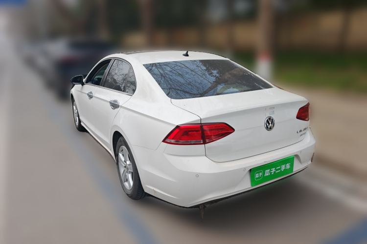 Used Volkswagen Lamando 2017 230TSI DSG Fashion Edition
