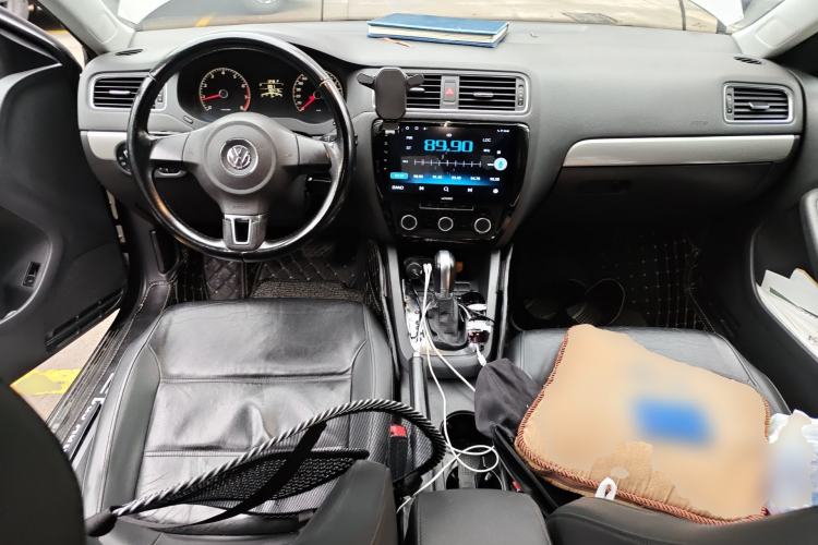 Used Volkswagen Sagitar 2012 1.6L Automatic Comfort Edition