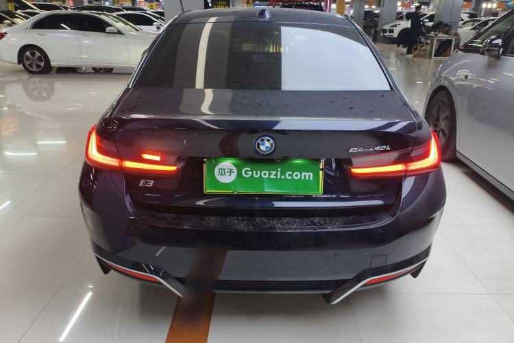 Used BMW i3 2023 eDrive 40 L Midnight Edition
