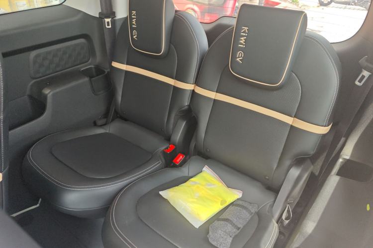 Used Baojun KiWi EV 2022 Artist Lite Edition Lithium Iron Phosphate Left Rear Seat