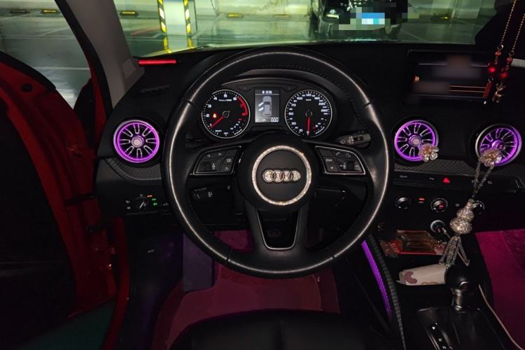 Used Audi Q2L 2020 35 TFSI Fashion Dynamic Model