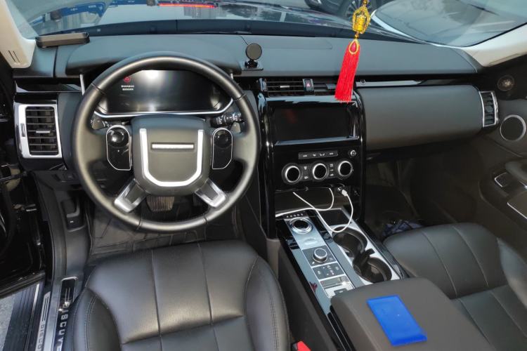 Used Land Rover Discovery 2020 3.0 SC V6 SE
