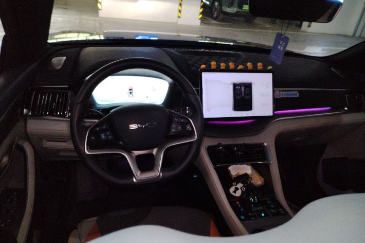 Used BYD Song PLUS New Energy 2024 HONOR Edition DM-i 110km Flagship PLUS
