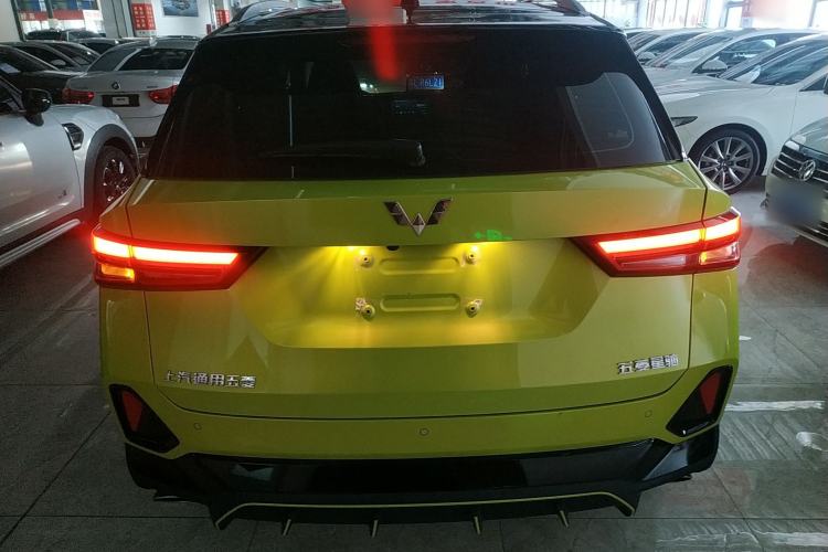 Used Wuling Alvez 2022 1.5T CVT Trendy & Cool Edition
