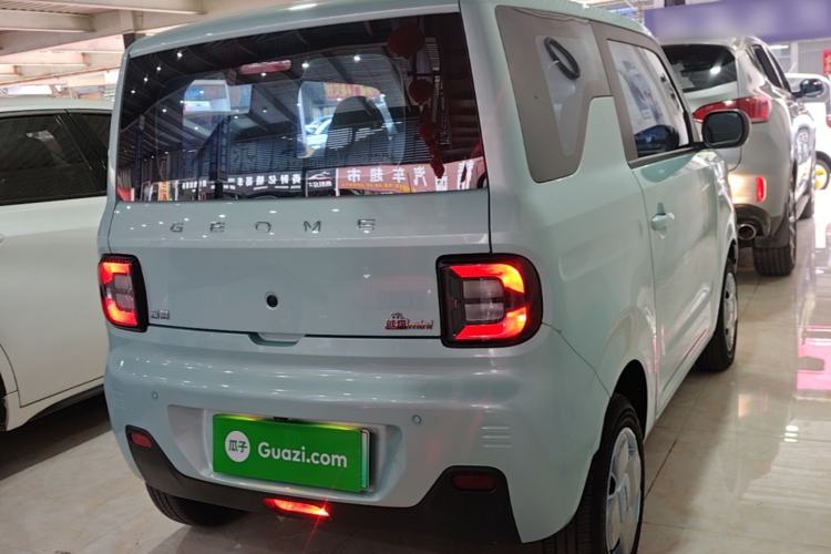 Used Geely Galaxy Panda 2023 Panda Mini 200km Endurance Bear
