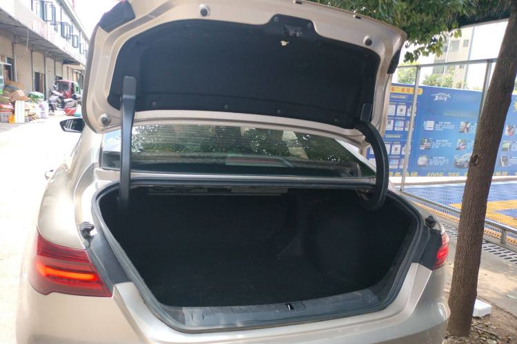 Used Geely Auto Binray 2019 200T Manual Binchi Edition
