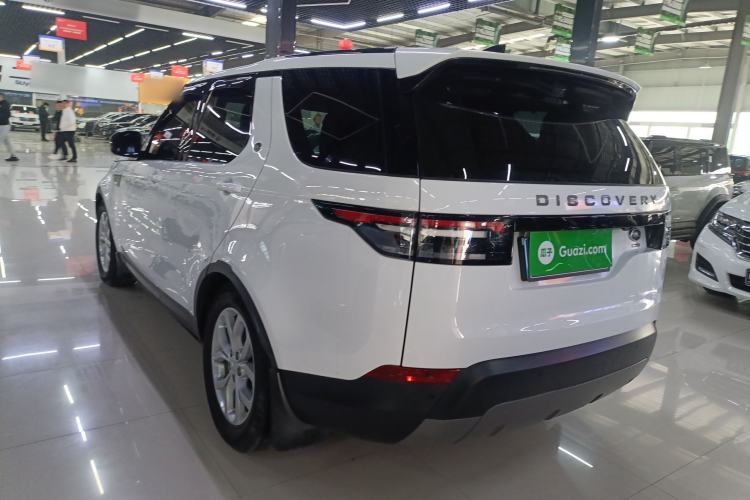 Used Land Rover Discovery 2017 3.0 SC V6 SE Exterior 2