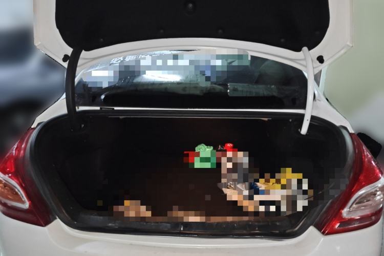 Used Peugeot 308 2013 1.6L Manual YouShang Model Trunk