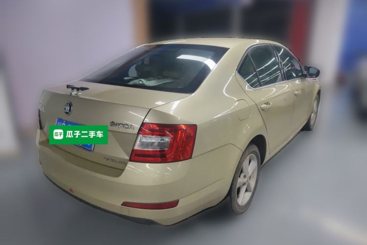 Used Skoda Octavia 2015 1.6L Manual Yijie Edition