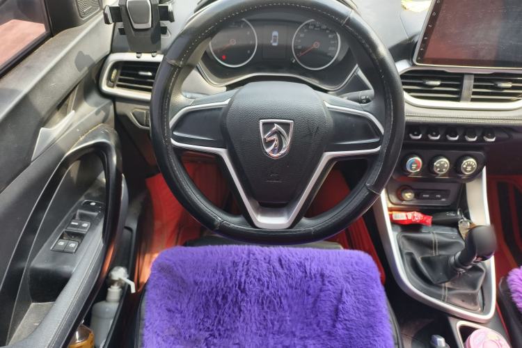 Used Baojun 530 2019 1.5T Manual Comfort Version 7 Seats China V Emission Standard
