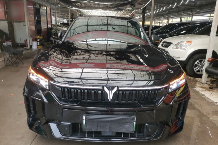 Used VOYAH FREE 2025 318 259 km All-Wheel-Drive Exploration Edition Front