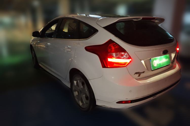 Used Ford Focus 2012 Hatchback 2.0L Manual Luxury Sport Model