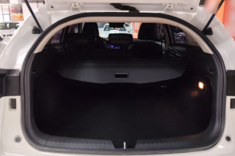 Used Haval F7 2019 2.0T Two-Wheel Drive i-Van China V standard Trunk