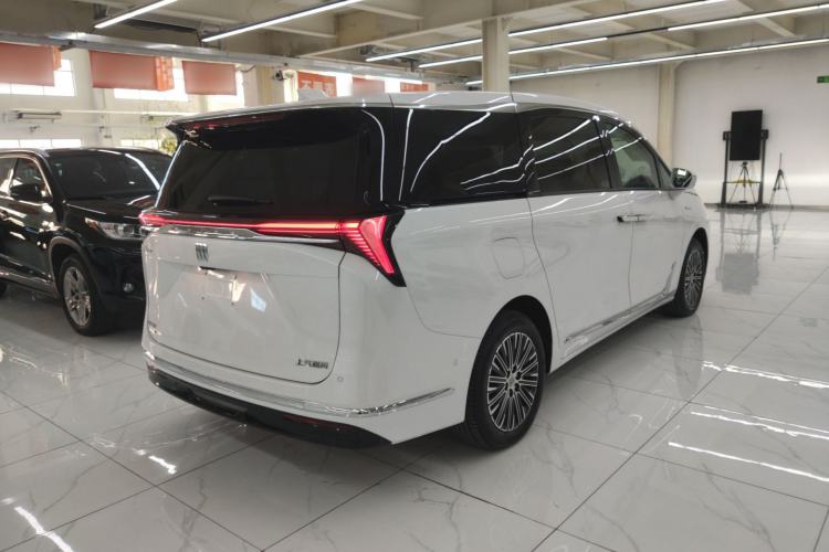 Used Buick GL8 New Energy 2024 Lu Zun Luxury Edition 6-Seater Rear Right 45 Deg