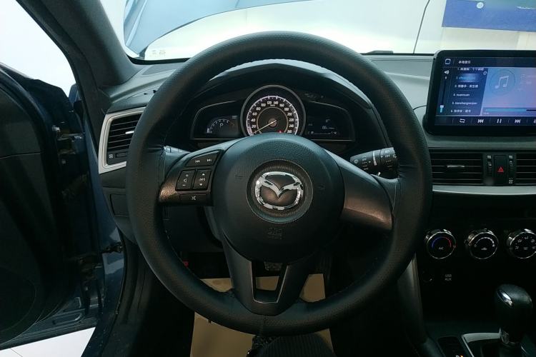 Used Mazda CX-4 2016 2.0L Automatic 2WD Blue Sky Dynamic Edition
