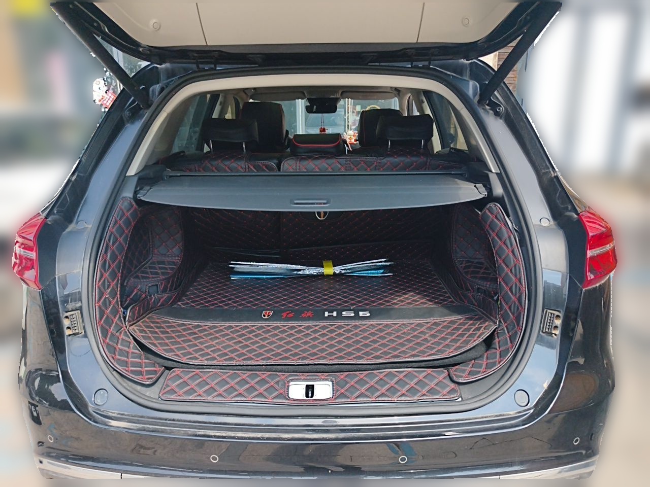 Hongqi HS5 2022 Revised Version 2.0T Smart Connect Flagship Edition — снимка 19