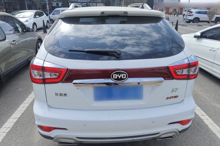 Used BYD S7 2016 2.0T Automatic Prestige Plus