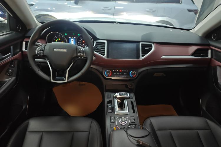 Used Haval H6 Coupe 2019 1.5T Automatic Two-Wheel Drive Luxury Smart Connectivity Version China VI Standard
