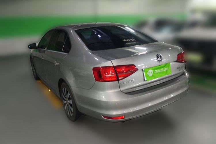 Used Volkswagen Sagitar 2017 230TSI Automatic Comfort Version