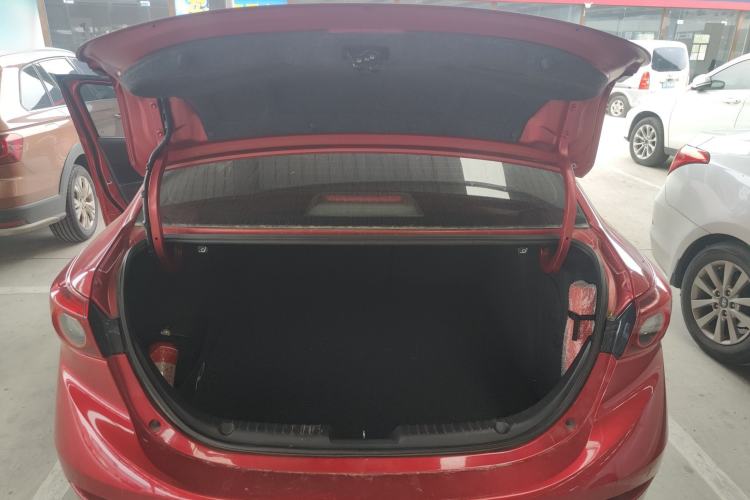 Used Mazda 3 Axela 2017 Sedan 1.5L Automatic Luxury Model Emission Standard China V Trunk