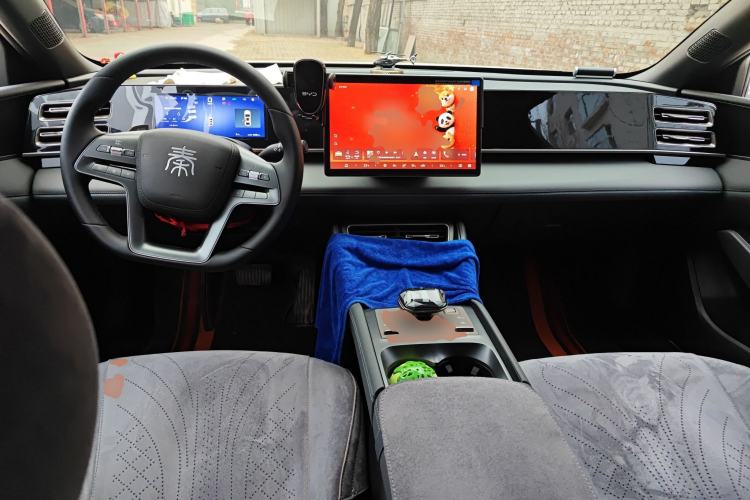 Used BYD Qin L 2025 DM-i Smart Drive 80KM Leading Model
