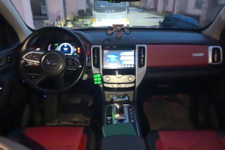 Used Great Wall Poer 2020 2.0T Off-Road Edition Automatic Diesel 4x4 High-End Version GW4D20M Center Console