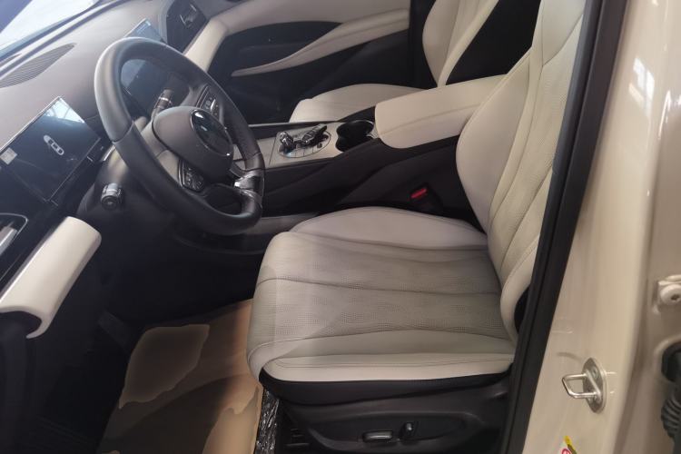 Used BYD Seal 06 New Energy 2025 DM-i Smart Drive 120KM Deluxe Model
