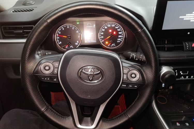 Used Toyota RAV4 2023 2.0L CVT Two-Wheel Drive Urban Edition Steering Wheel