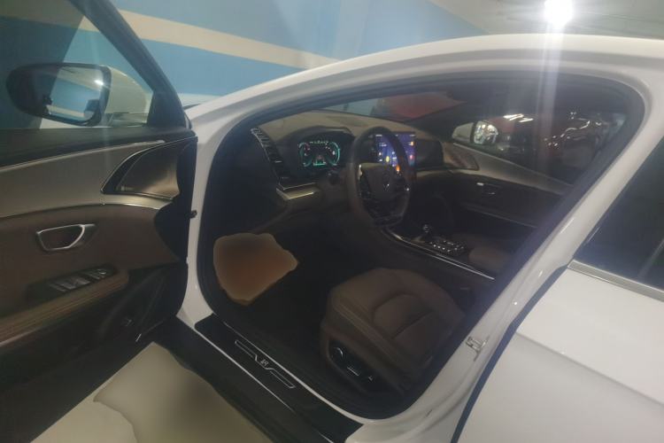 Used BYD Han 2020 EV Long-Range Luxury Model
