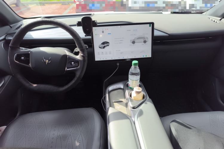 Used ARCFOX Alpha T5 2026 Model Pure Electric 560 Yuanjing Smart Driving Version
