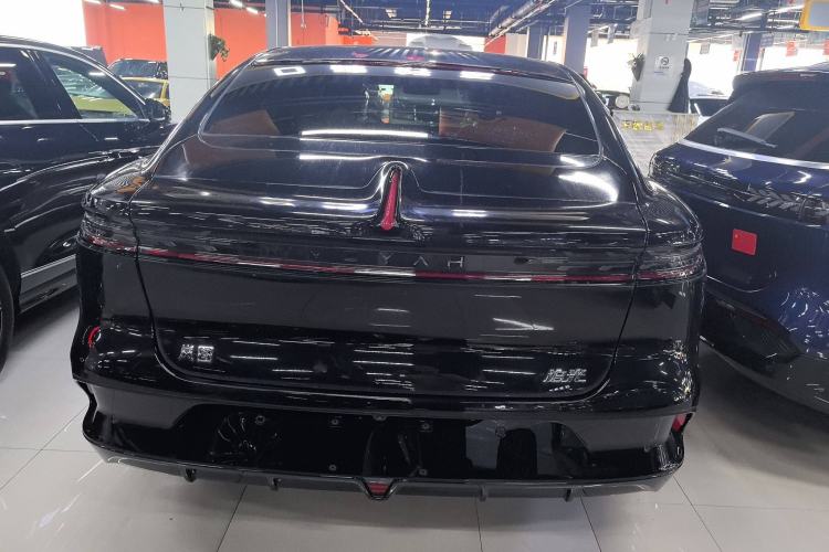 Used VOYAH PASSION 2024 PHEV Four-Wheel Drive Ultra-Long Range Flagship Model
