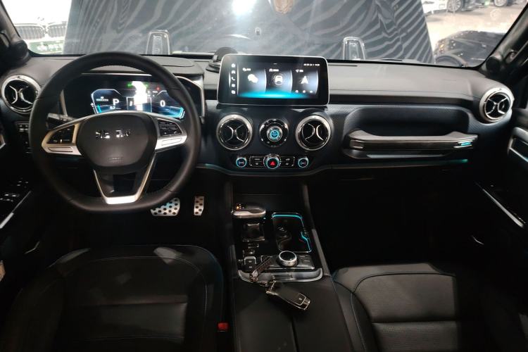 Used BAIC Off-Road BJ40 2023 2.0T Automatic Four-Wheel Drive Urban Hunter Edition Chivalrous Type