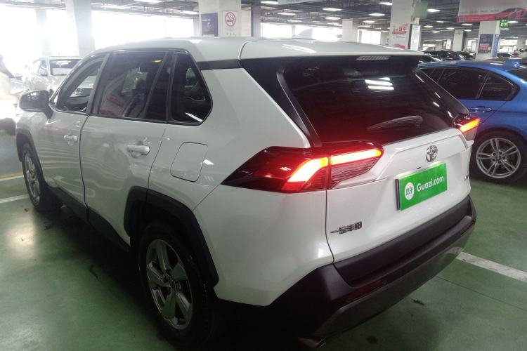 Used Toyota RAV4 2022 2.0L CVT Two-Wheel Drive Fashion Plus Edition