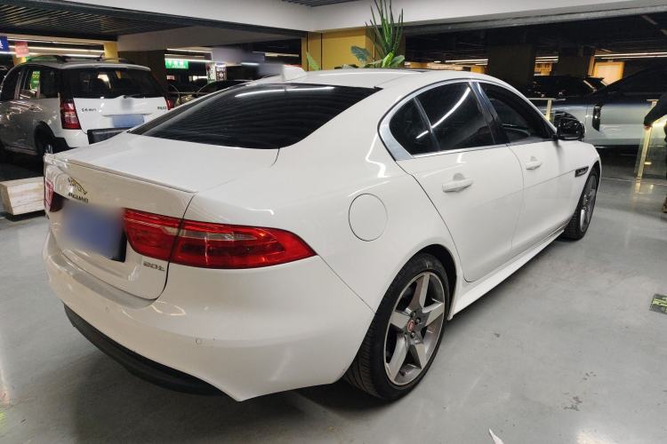 Used Jaguar XE 2017 2.0T 200 PS R-Sport
