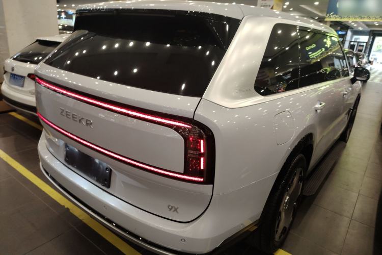 Used Zeekr 9X 2025 Ultra Edition Rear Right 45 Deg