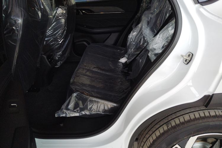 Used Dongfeng Aeolus L7 New Energy 2025 518 Comfort Edition Left Rear Seat