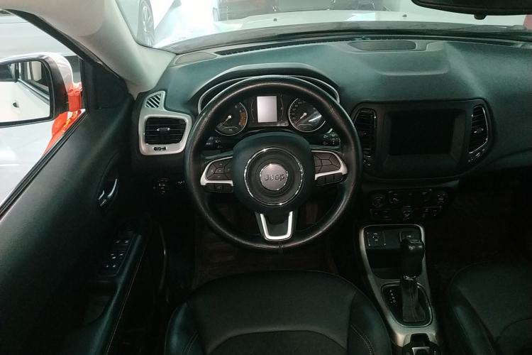 Used Jeep Compass 2019 200T Automatic Enjoyment - Connected Large Screen Version