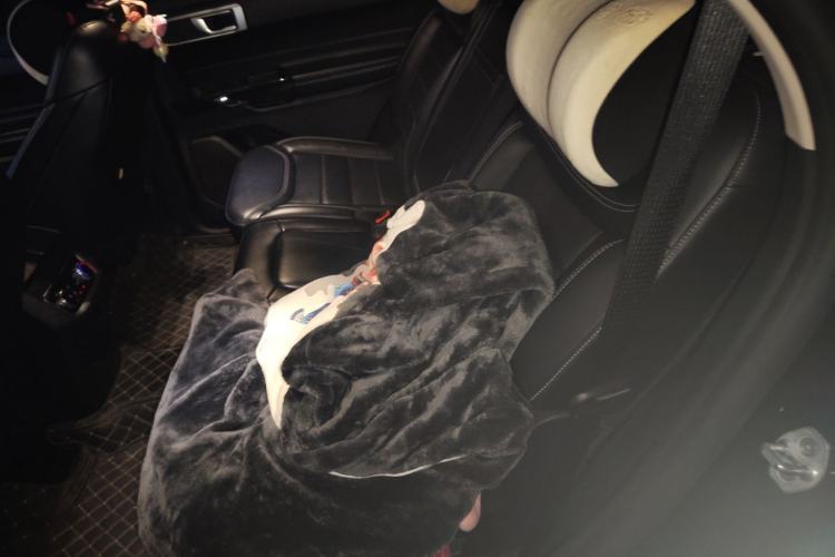 Used Ford Explorer 2023 EcoBoost 285 Four-Wheel Drive Stylish Plus Version 7 Seats