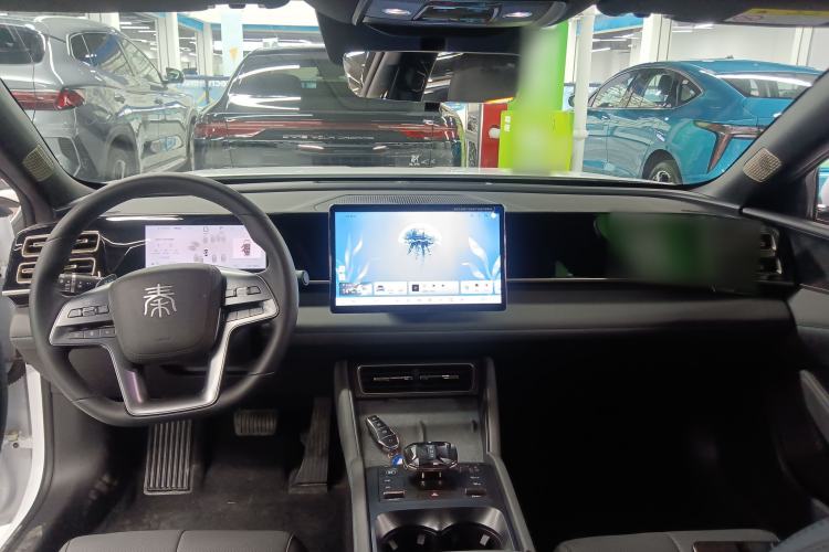 Used BYD Qin L 2025 DM-i Smart Drive 120KM Superior Model