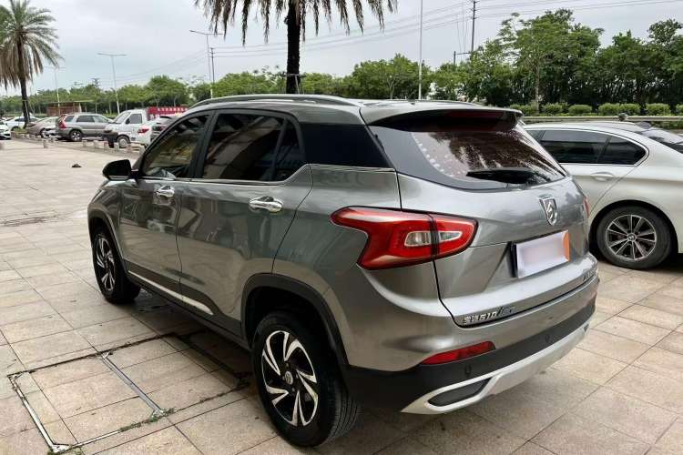 Used Baojun 510 2017 1.5L Automatic Fashion Model
