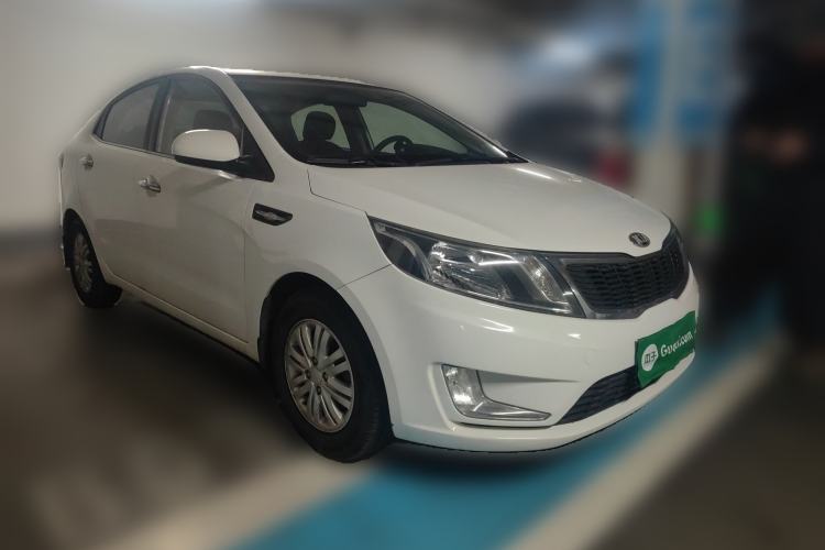 Used Kia K2 2012 Sedan 1.4L MT GLS Commemorative Edition Front Right 45 Deg