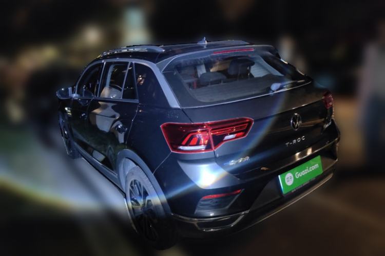 Used Volkswagen T-ROC 2021 280TSI DSG Two-Wheel Drive Comfort Connect Edition