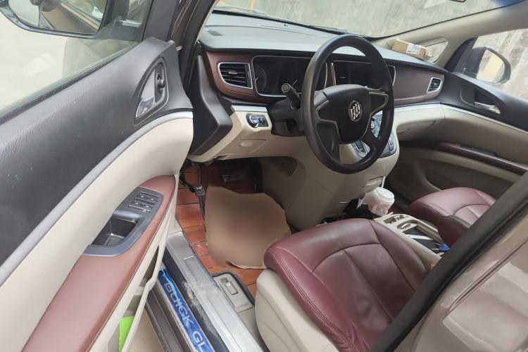 Used Buick GL8 2015 2.4L Luxury Business Premium Edition